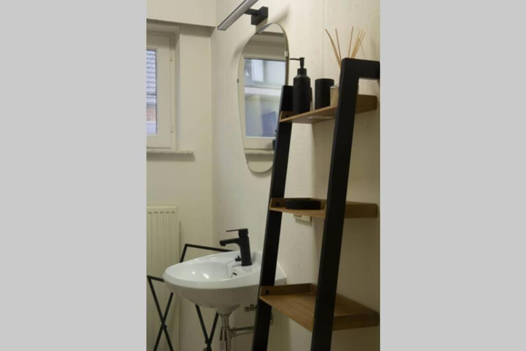 'T Onderdak Apartment Lommel Luaran gambar